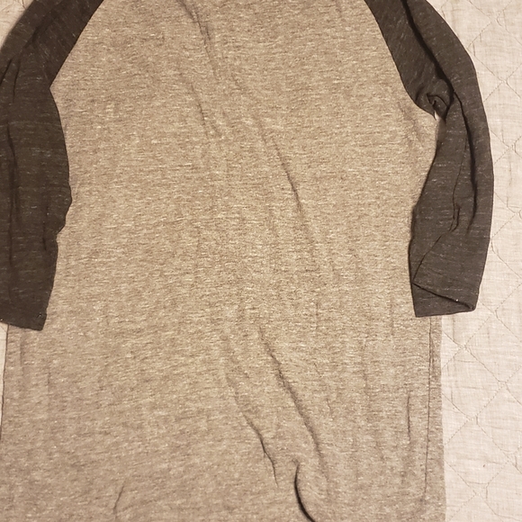 On the byas baseball cut t-shirt - Picture 3 of 3